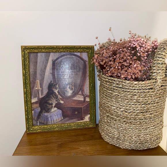 Collectable Frames, "Who's The Fairest of Them All" Cat Picture Frame Home Decor - Picture 8 of 8